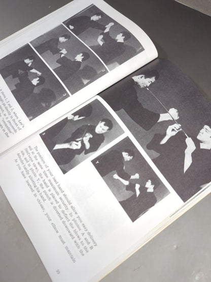 BRUCE LEE’S FIGHTING METHOD / SKILL IN TECHNIQUES