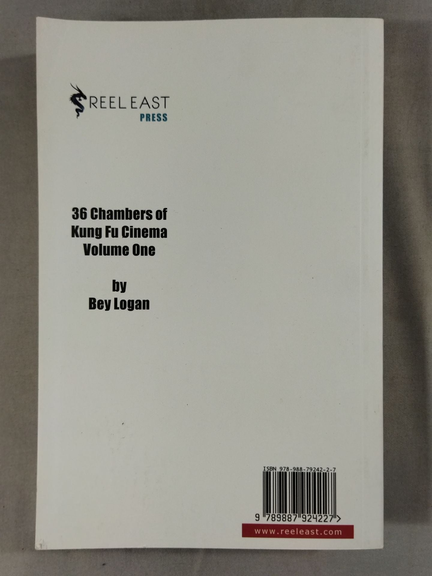 【Bay Logan Hand Signed Autograph 】36 CHAMBERS OF KUNG FU CINEMA - VOLUME ONE