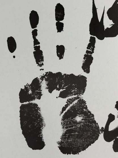 Hamanoshima (black with handprint)