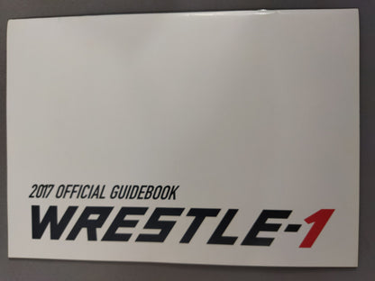 【Hiroshi Yamato hand signed autograph 】WRESTLE-1 OFFICIAL GUIDE BOOK 2017 No.2