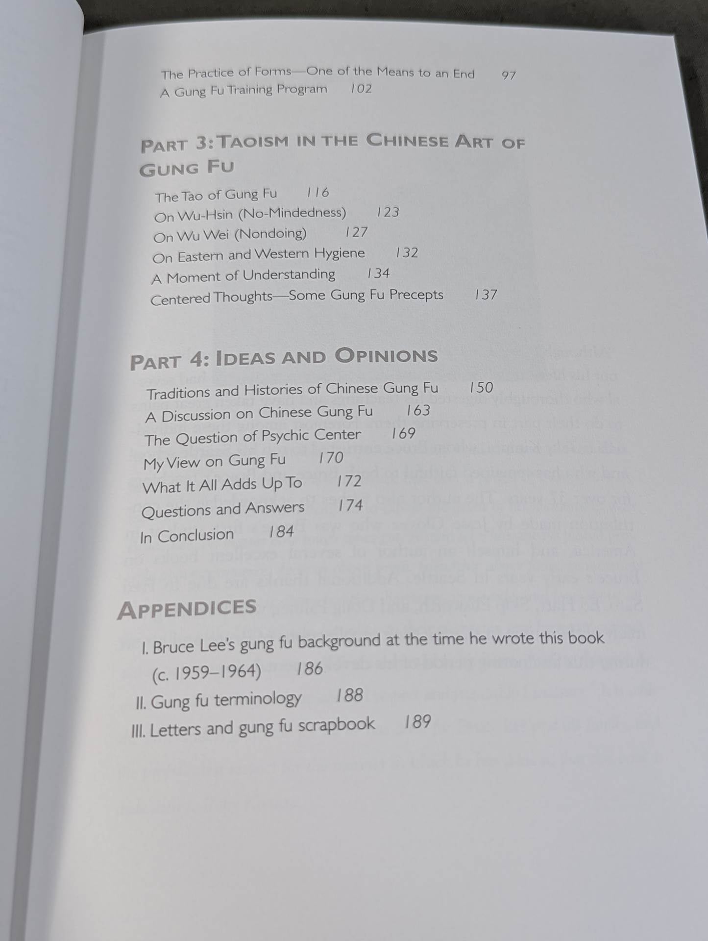 Bruce Lee The Tao of Gung Fu : A Study in the Way of Chinese Martial Art (VOLUME TWO)