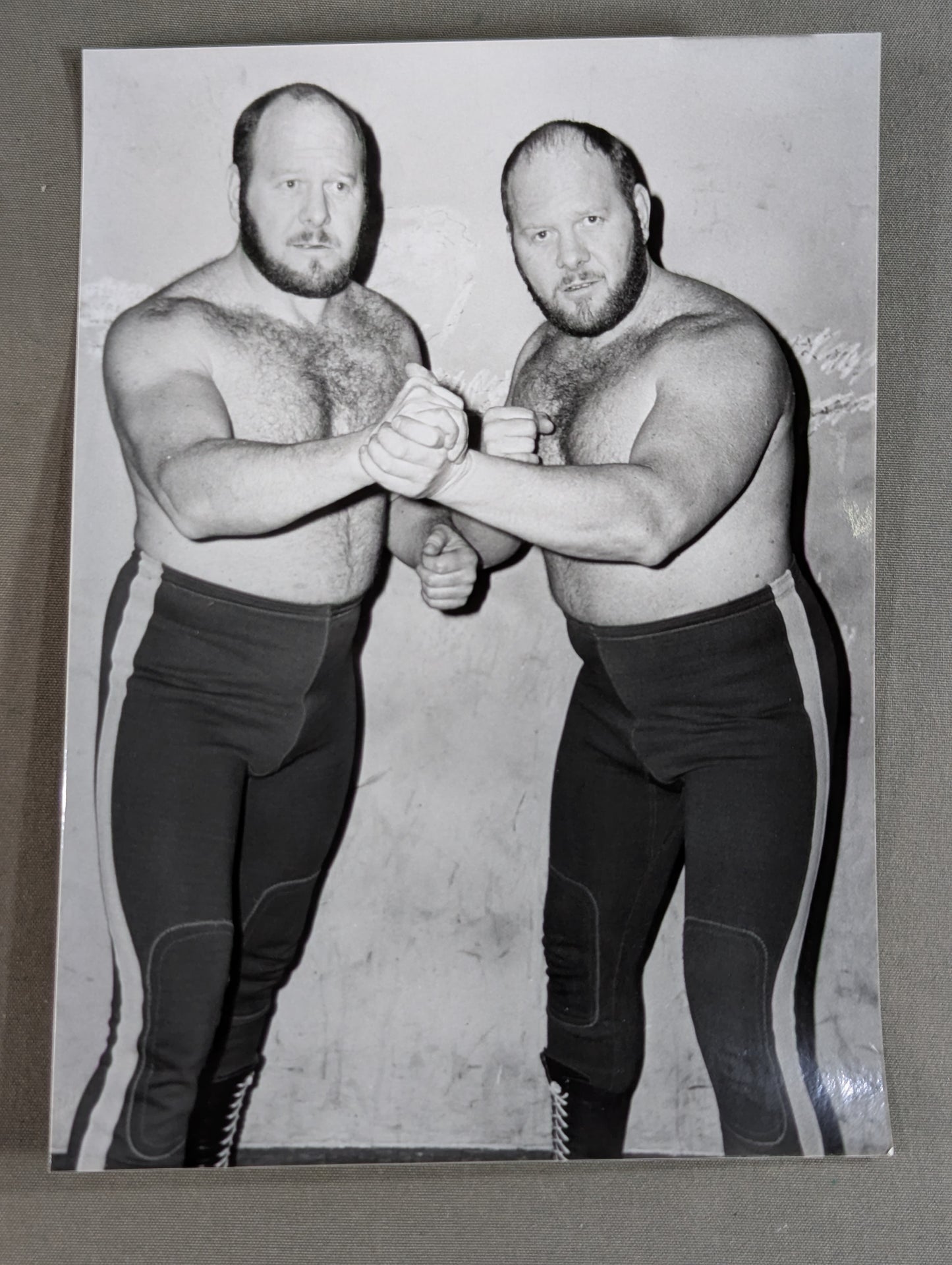 Kelly Twins (Pat Kelly & Mike Kelly) Black and White Photo (1)
