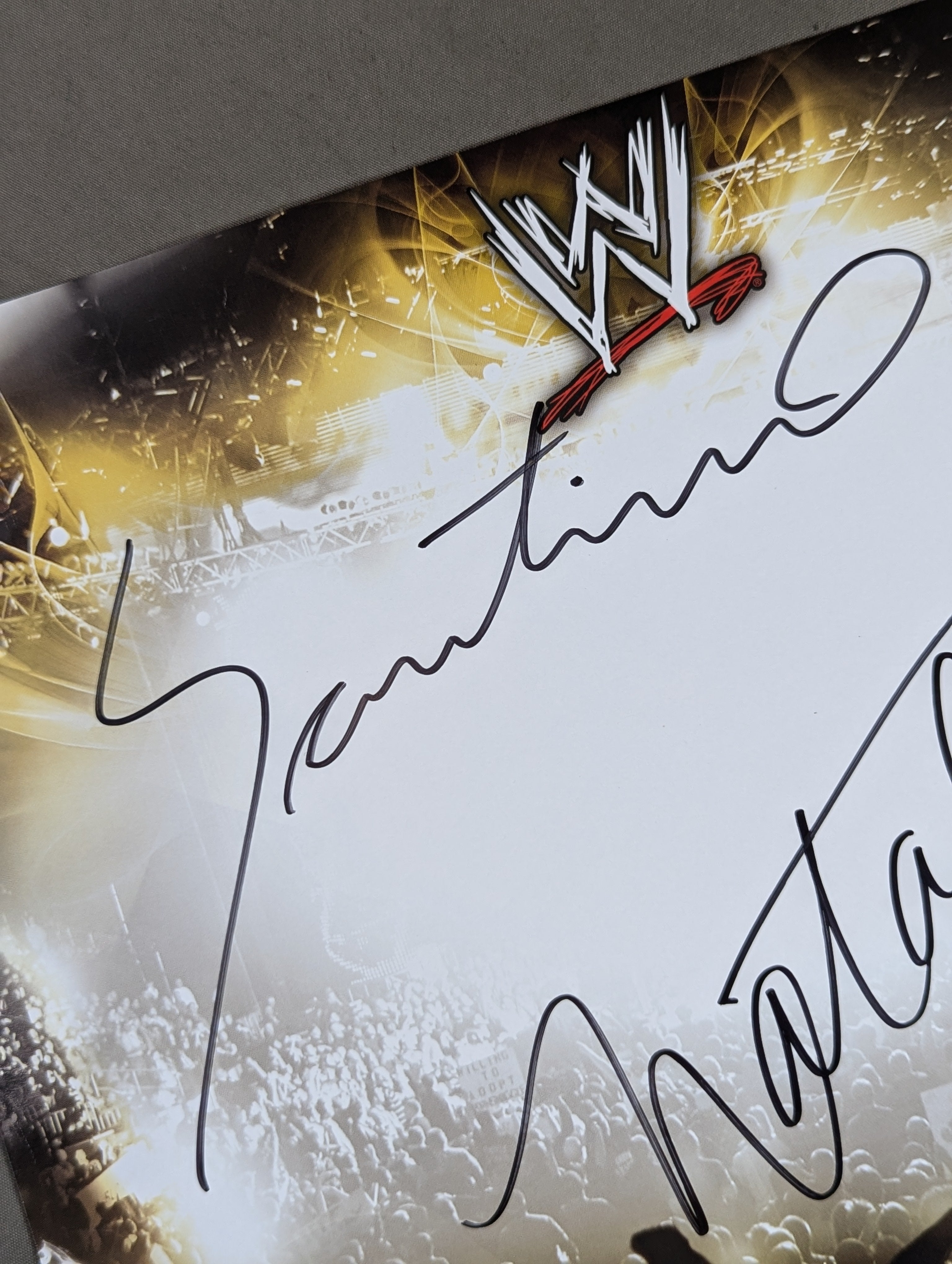 サンティーノ・マレラ&ナタリア(WWE専用用紙) – 闘道館