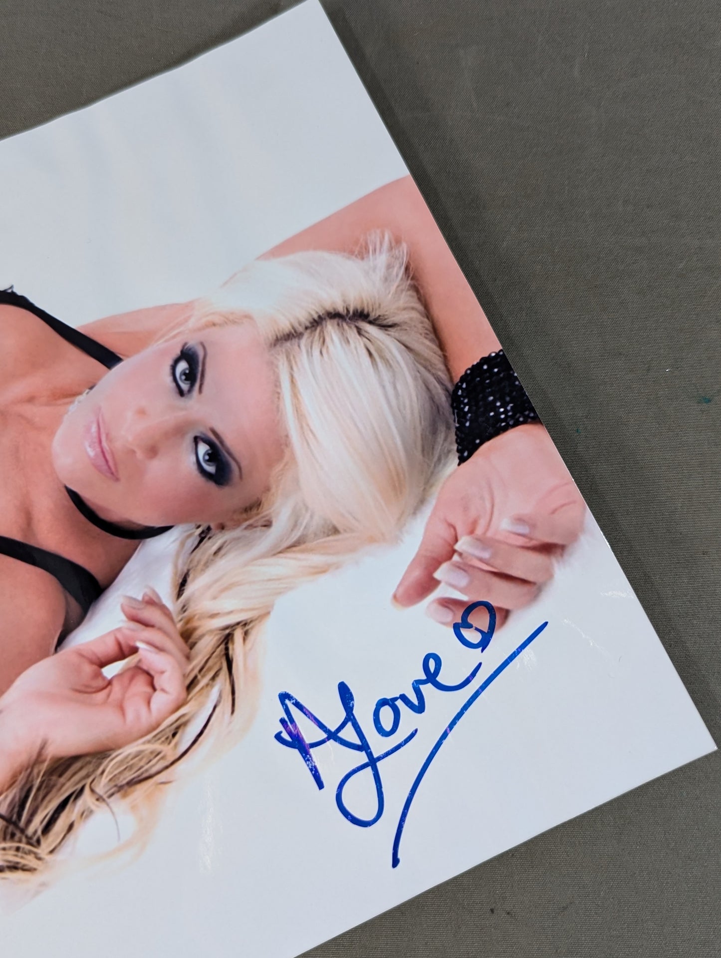 ★2015 LEAF WRESTLING SIGNED PHOTO EDITION★ アンジェリーナ・ラブ 直筆サイン入りポートレート