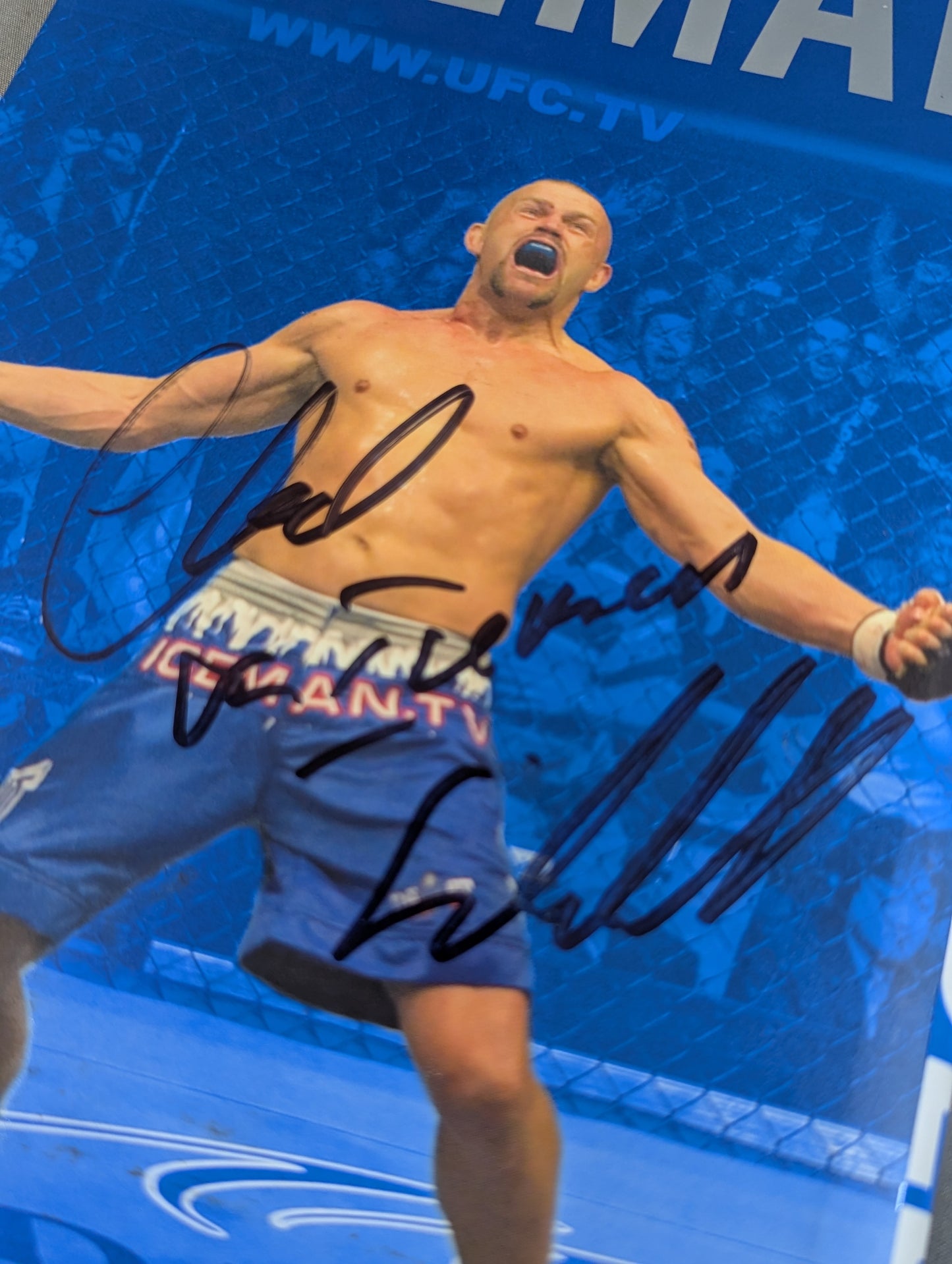 [Chuck Liddell hand signed autograph ] ICEMAN: MY FIGHTING LIFE