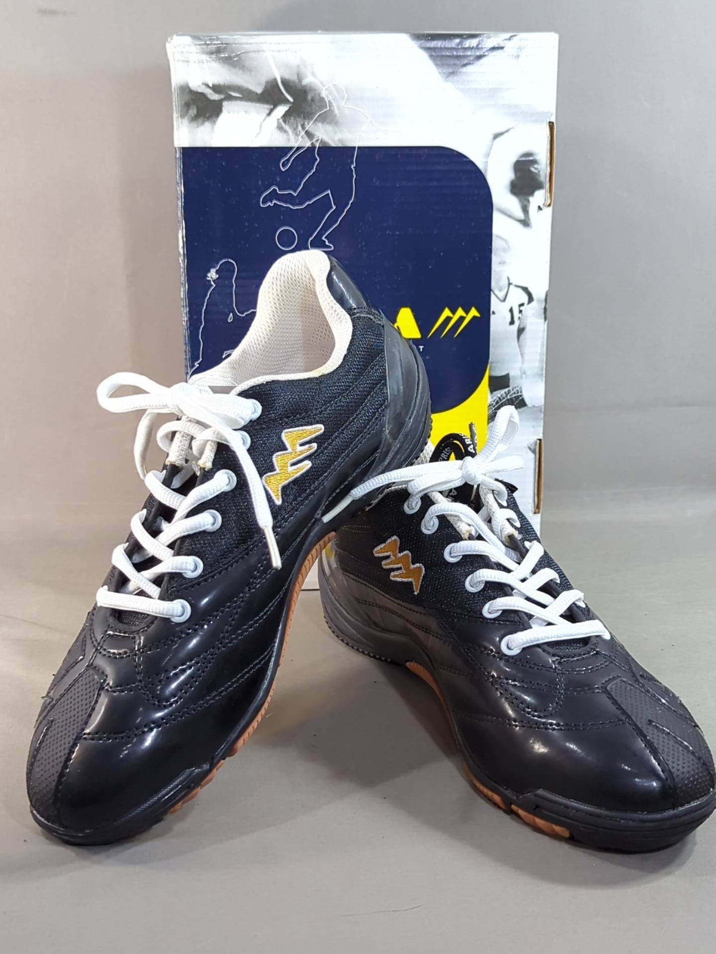 ★ ARISTRIST ×AGLA★ Collaboration Futsal Shoes