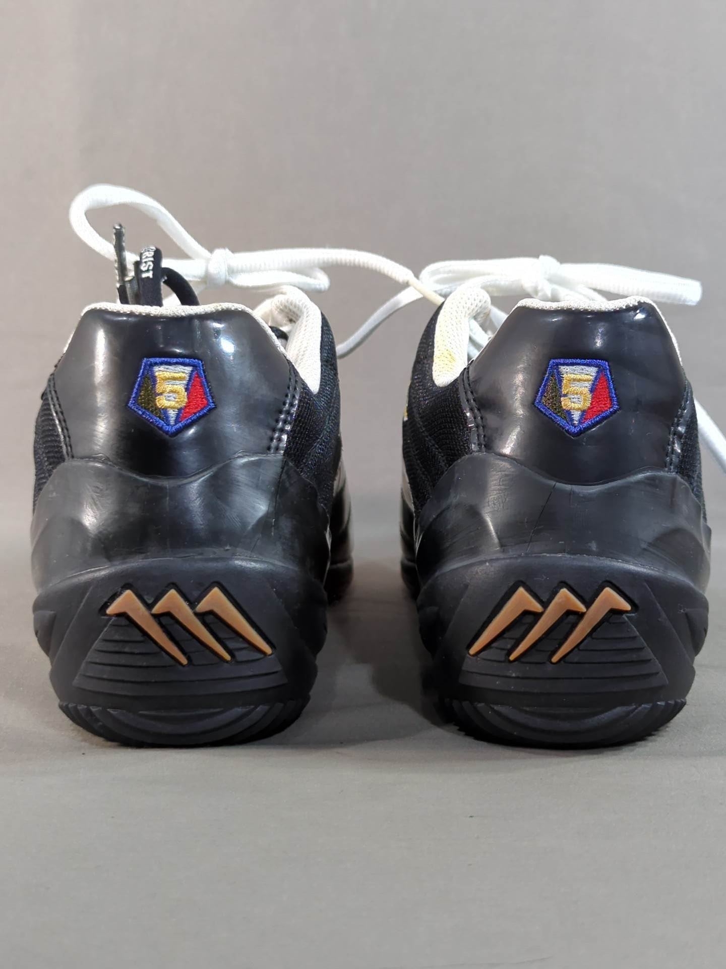 ★ ARISTRIST ×AGLA★ Collaboration Futsal Shoes