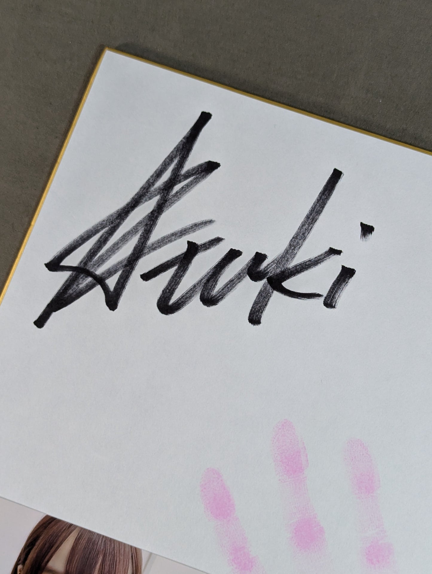 ★ Handprint Shikishi ( Autograph board ) & Limited photo by ★ Yuzuki Hoshino