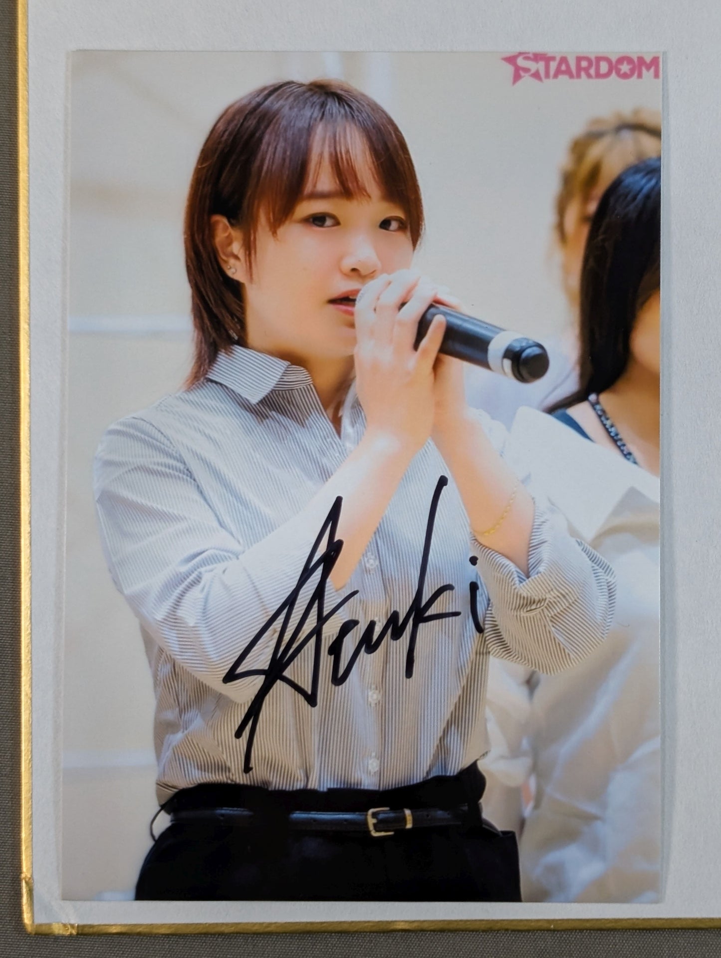 ★ Handprint Shikishi ( Autograph board ) & Limited photo by ★ Yuzuki Hoshino