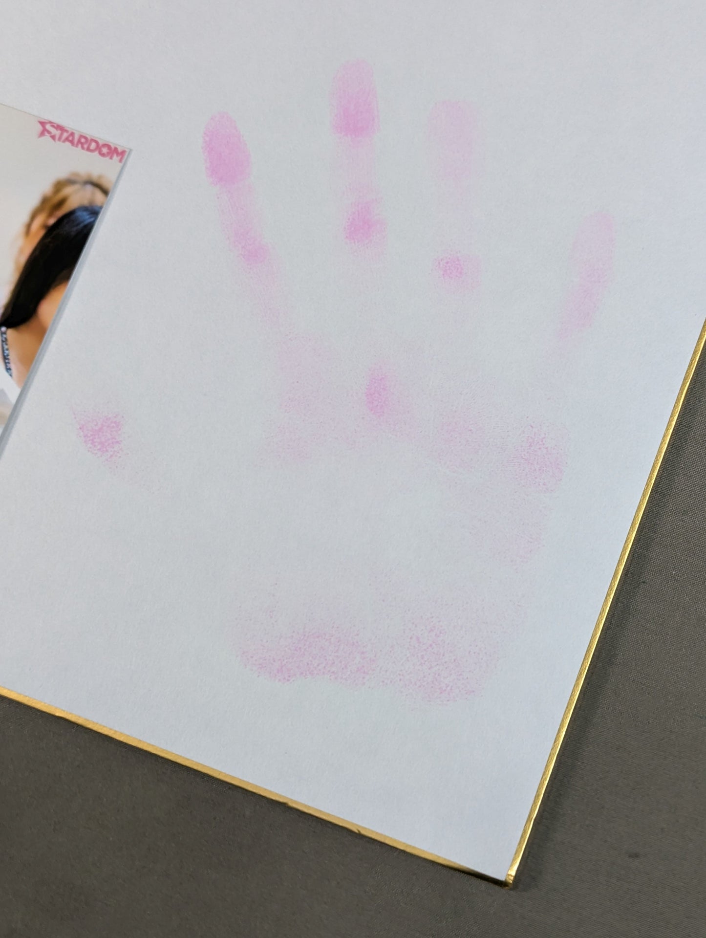 ★ Handprint Shikishi ( Autograph board ) & Limited photo by ★ Yuzuki Hoshino