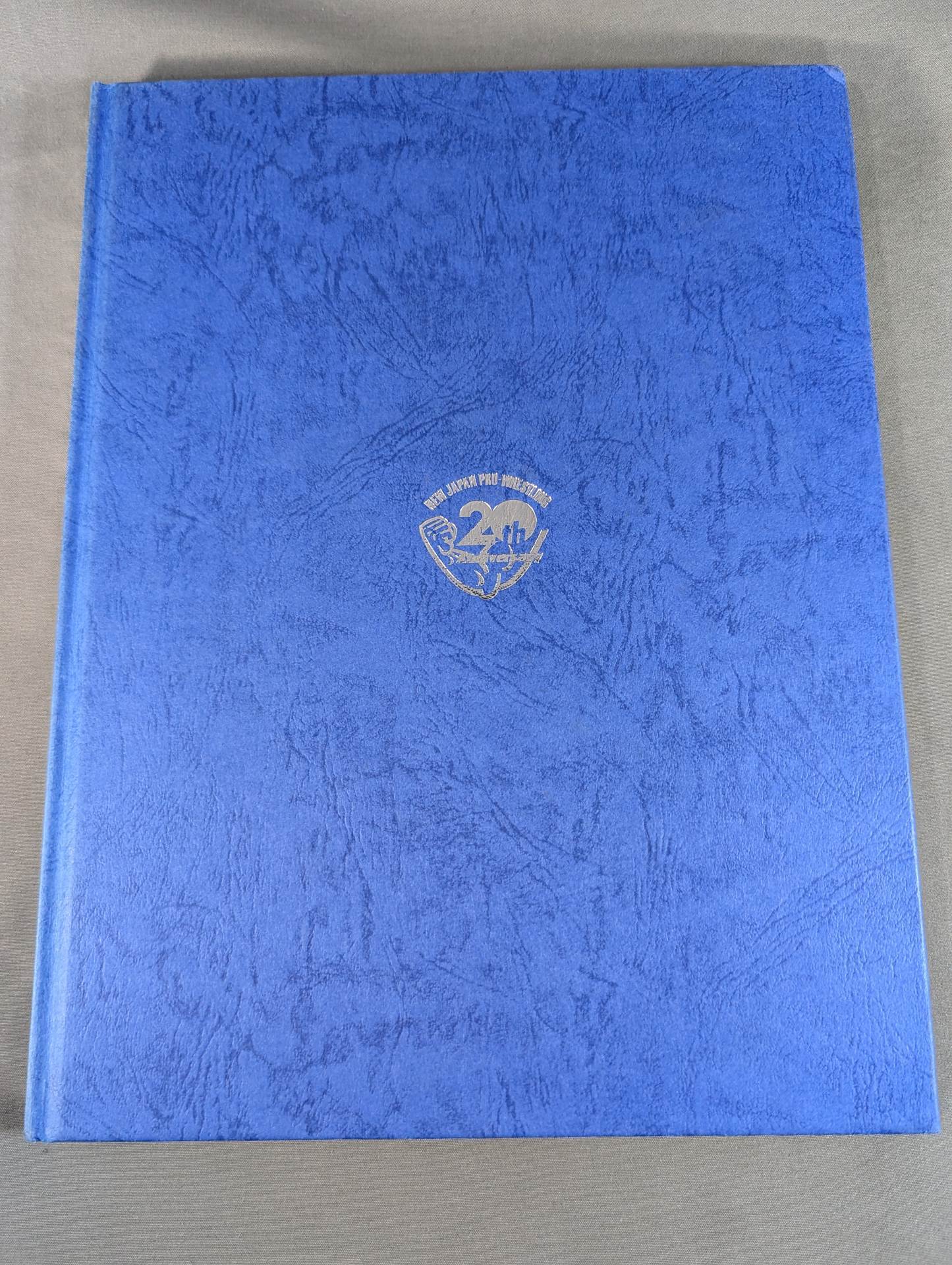 New Japan Pro Wrestling  20 Years History 20th Anniversary Collector's Edition