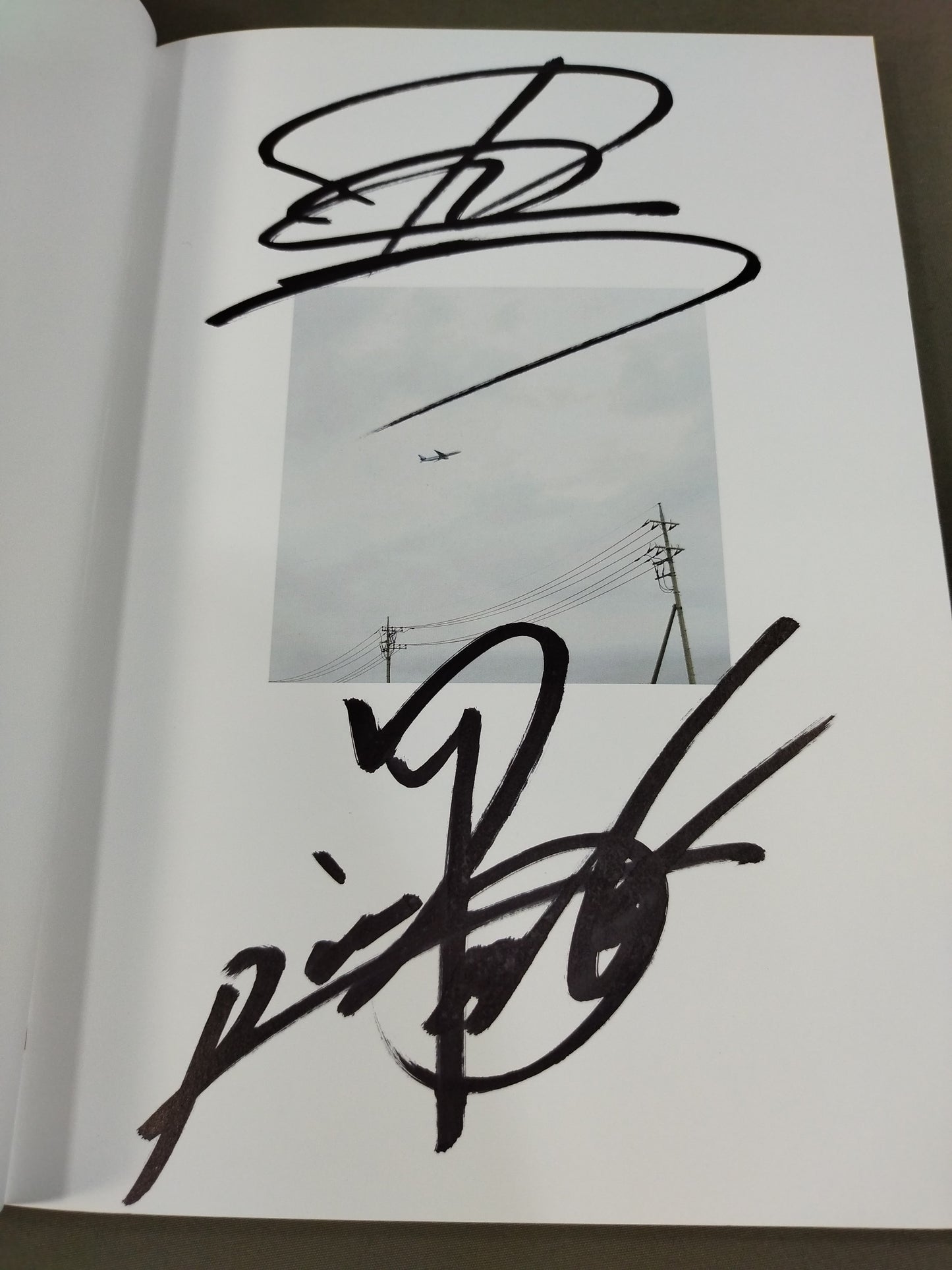 【中邑&オカダ 直筆サイン＆特典生写真付入り】中邑真輔×オカダ・カズチカ 棚橋弘至×飯伏幸太 写真集『Be』