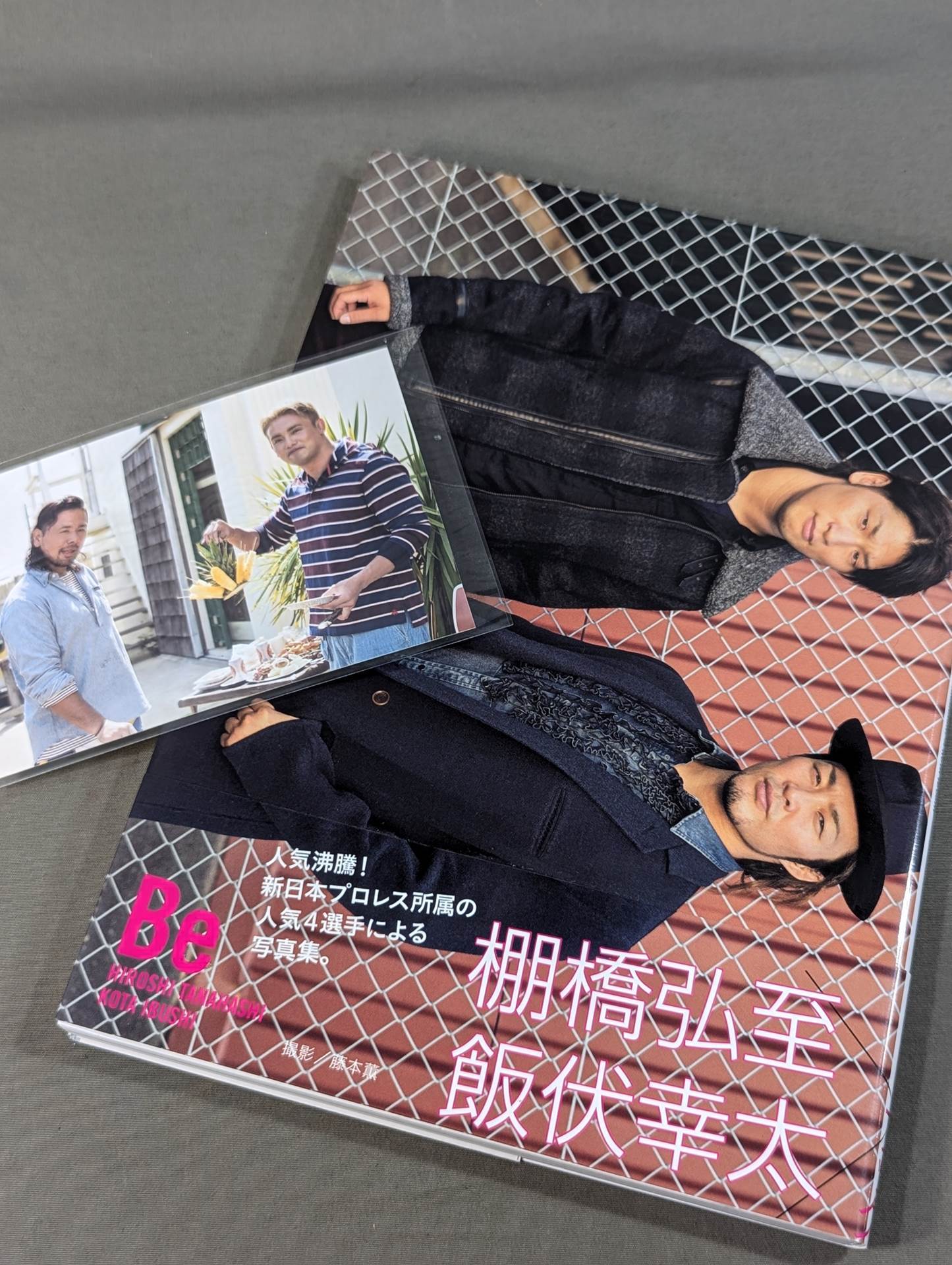 【中邑&オカダ 直筆サイン＆特典生写真付入り】中邑真輔×オカダ・カズチカ 棚橋弘至×飯伏幸太 写真集『Be』