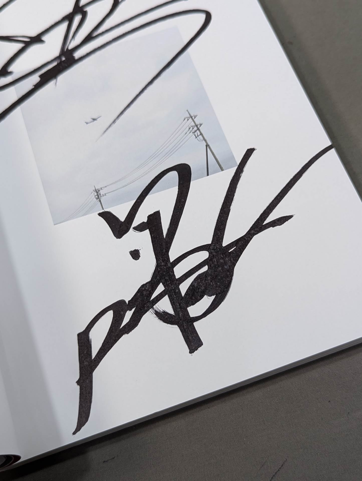 【中邑&オカダ 直筆サイン＆特典生写真付入り】中邑真輔×オカダ・カズチカ 棚橋弘至×飯伏幸太 写真集『Be』