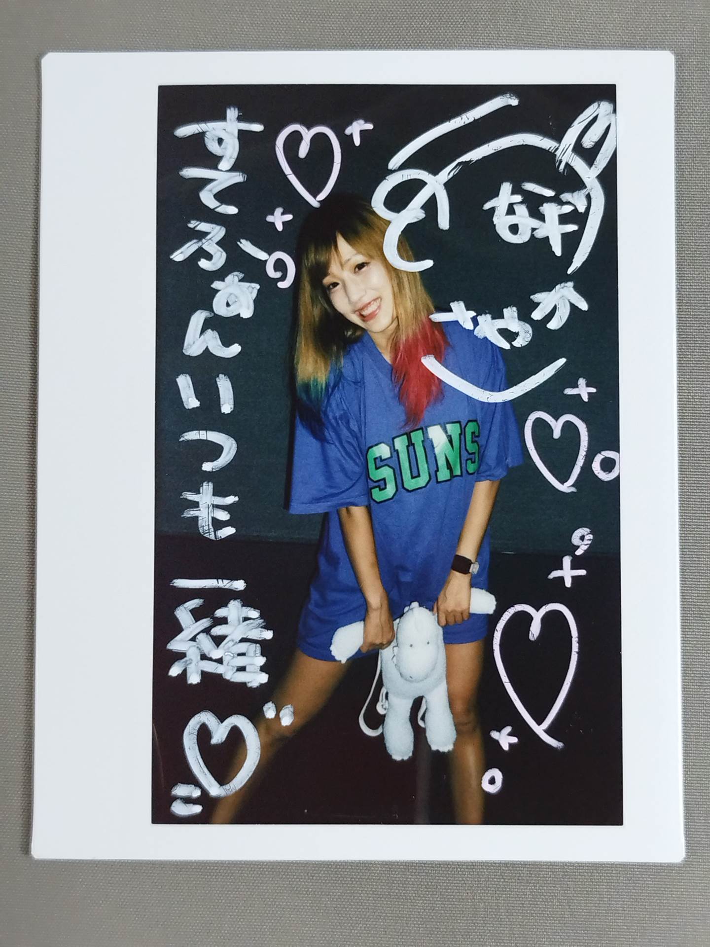 ウナギ・サヤカ 直筆サイン入りチェキ(L-8)