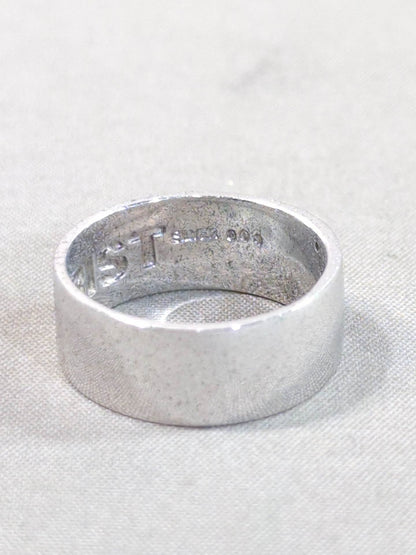 ★ ★ ARISTRIST RING