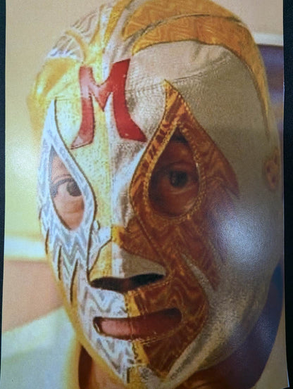 Mil Mascaras 