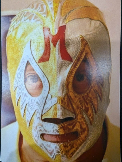 Mil Mascaras 