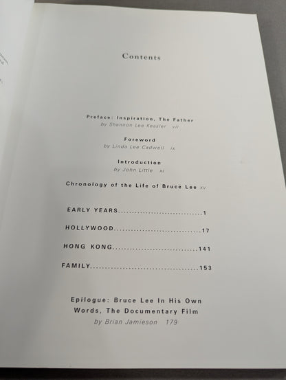 BRUCE LEE The Celebrated Life of the Golden Dragon