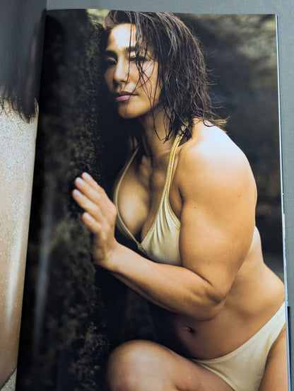 Miyu Yamamoto photo collection Queen