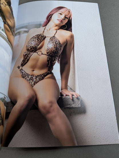 Mina Shirakawa  photo  We Want MINA