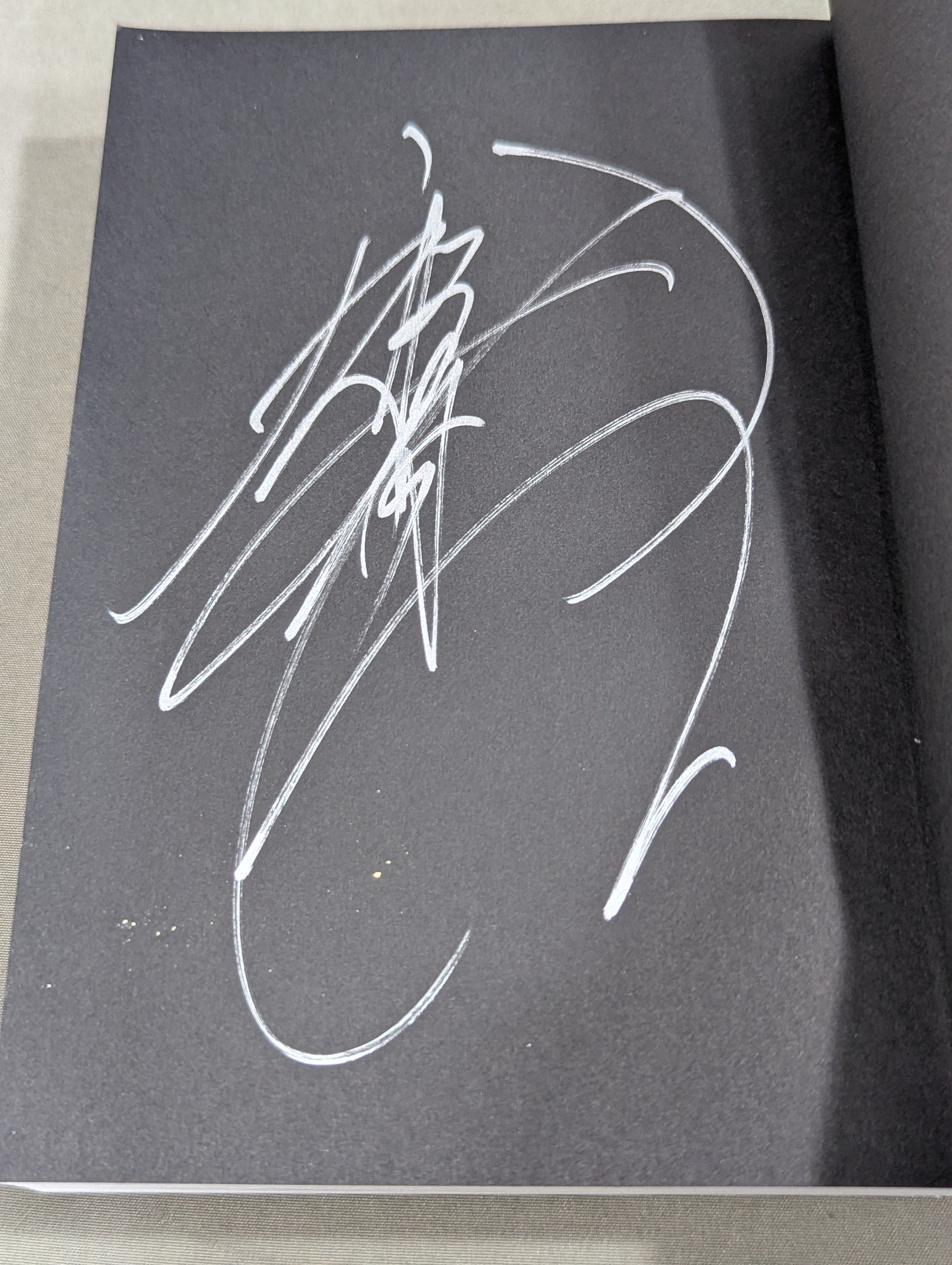 鈴木みのる 直筆サイン入り】俺のダチ。2 – 闘道館