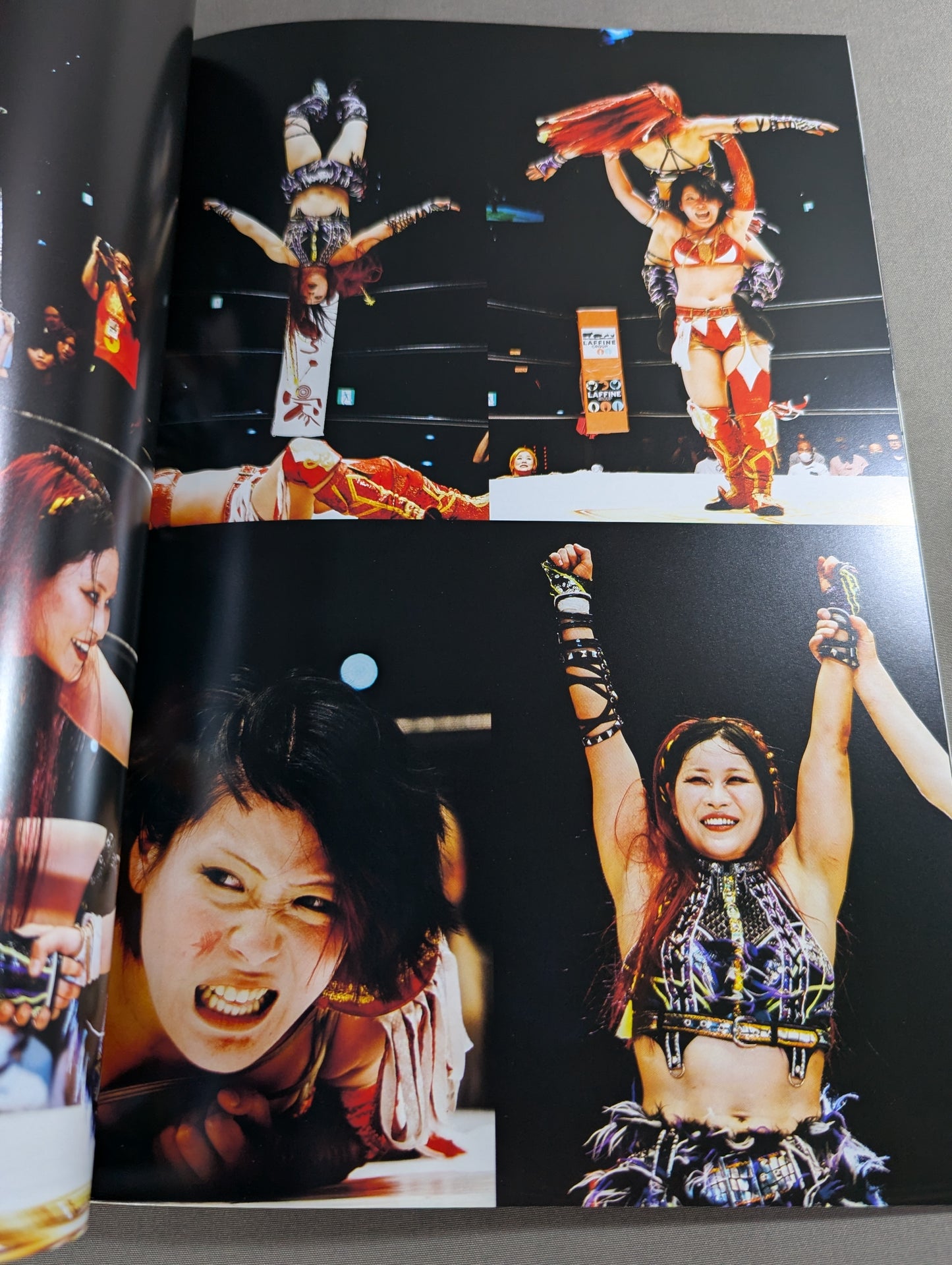 [2 fighters hand signed autograph 】FOTOLIBRE de Mascara Numero.74