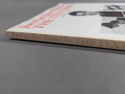 Jun Fan / Jeet Kune Do THE TEXTBOOK