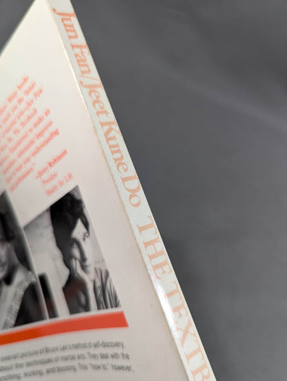 Jun Fan / Jeet Kune Do THE TEXTBOOK