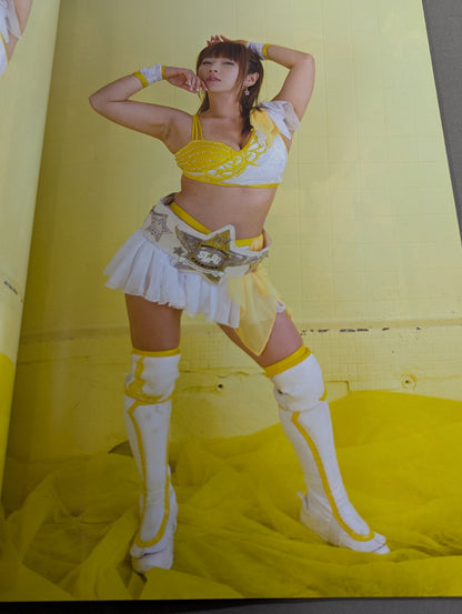 [Yuzuki Aikawa  hand signed autograph 】FOTOLIBRE de Mascara Numero.36