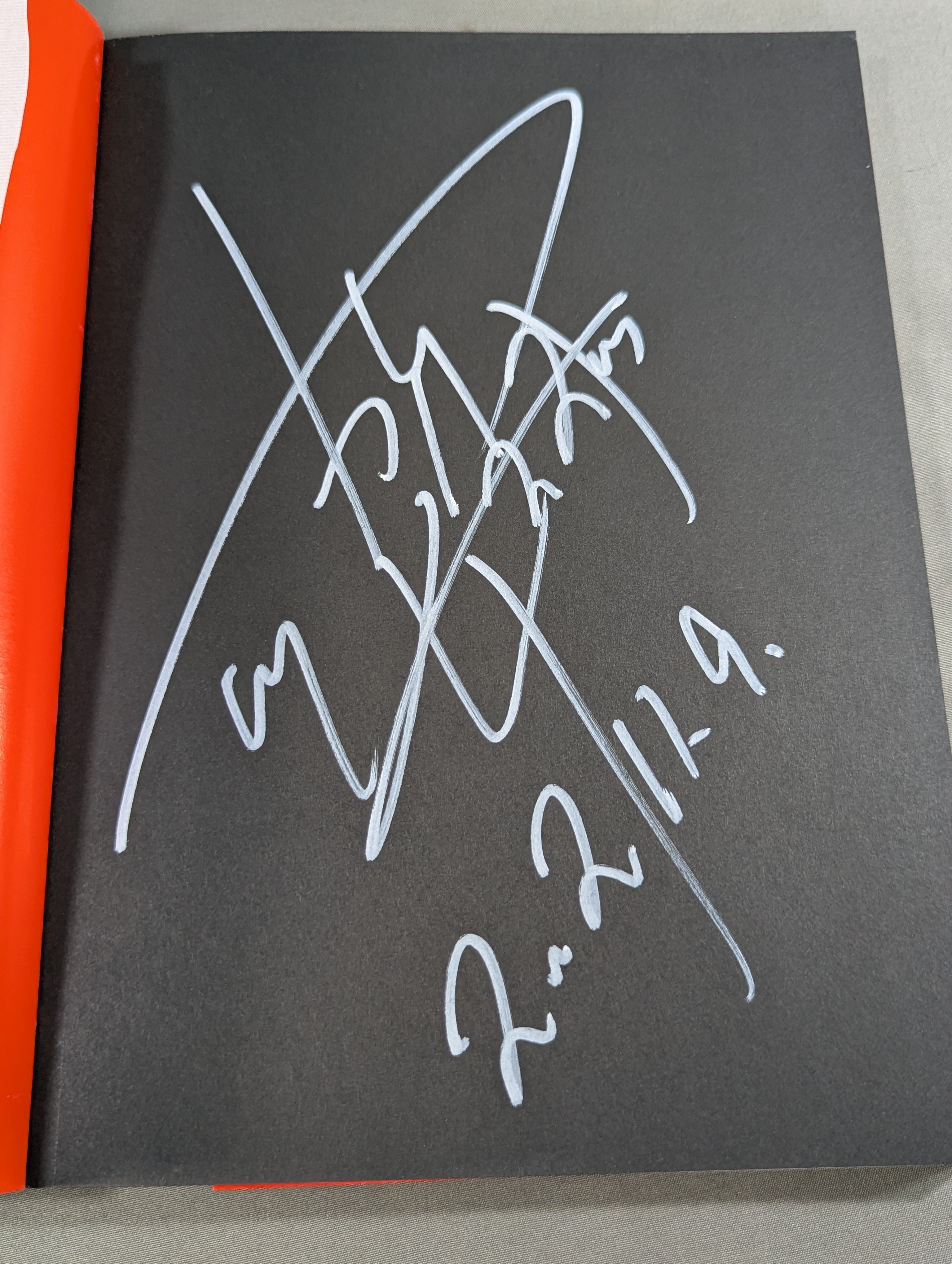 直筆サイン入り】蝶野正洋 写真集 CHONO BIBLE – 闘道館