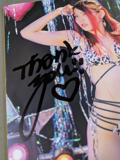 【林下詩美 直筆サイン入り】STARDOM VISUAL BOOK Bikiniing 10