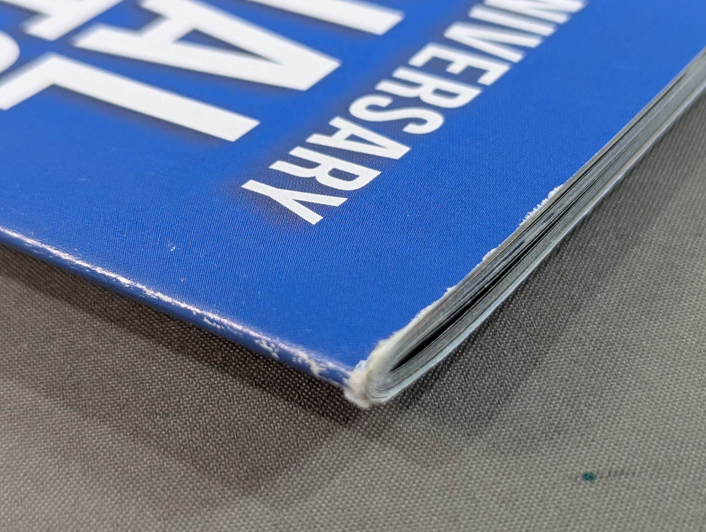 [Tatsumi Fujinami  hand signed autograph ] Full Swing Magazine No. 9 Tatsumi Fujinami 's debut 50th anniversary "Memorial" Pro-Photo Collection"