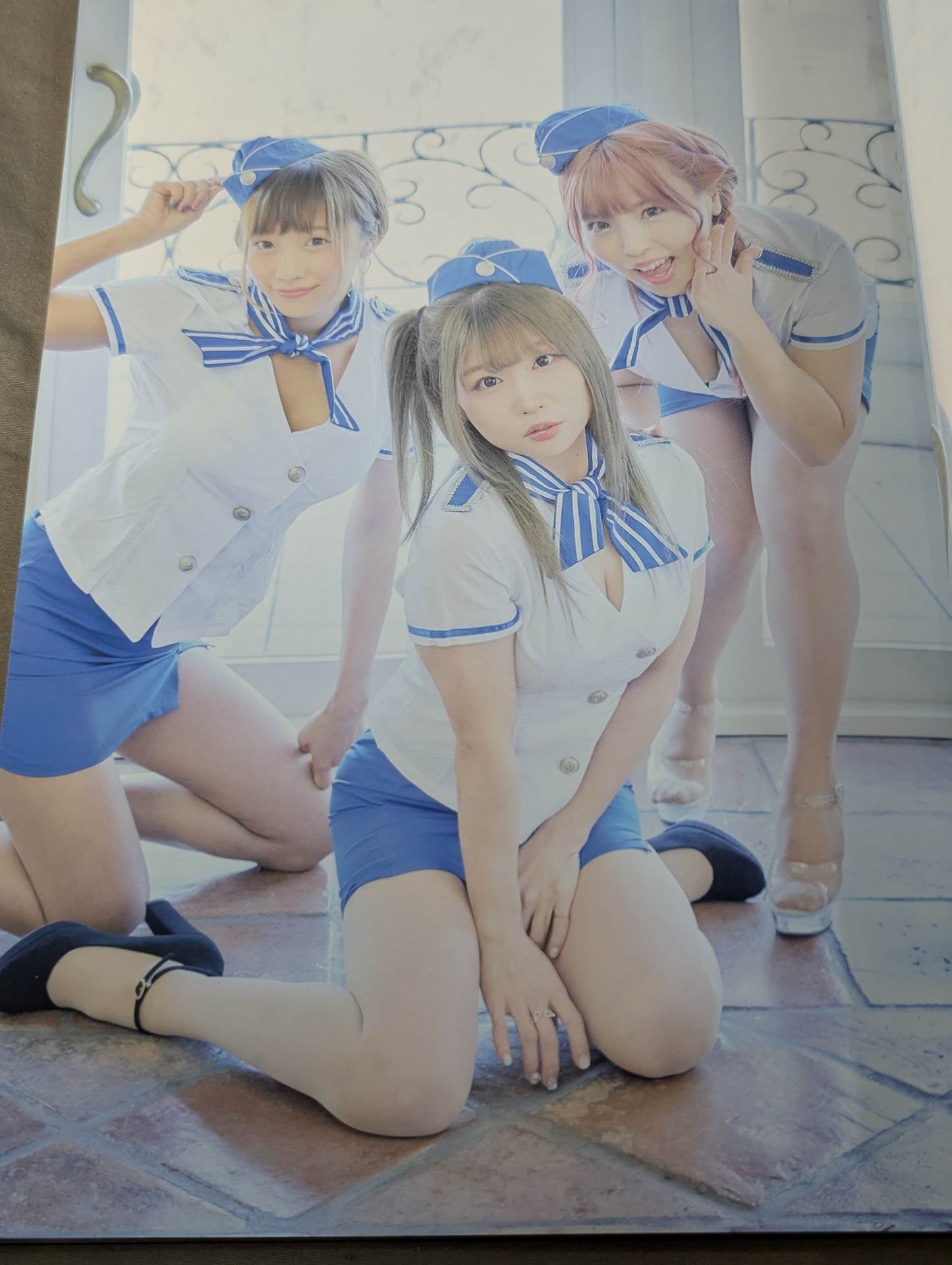 COSMIC ANGELS 写真集「DELICIOUS!!!」