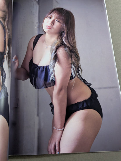 STARDOM VISUAL BOOK Bikiniing 9