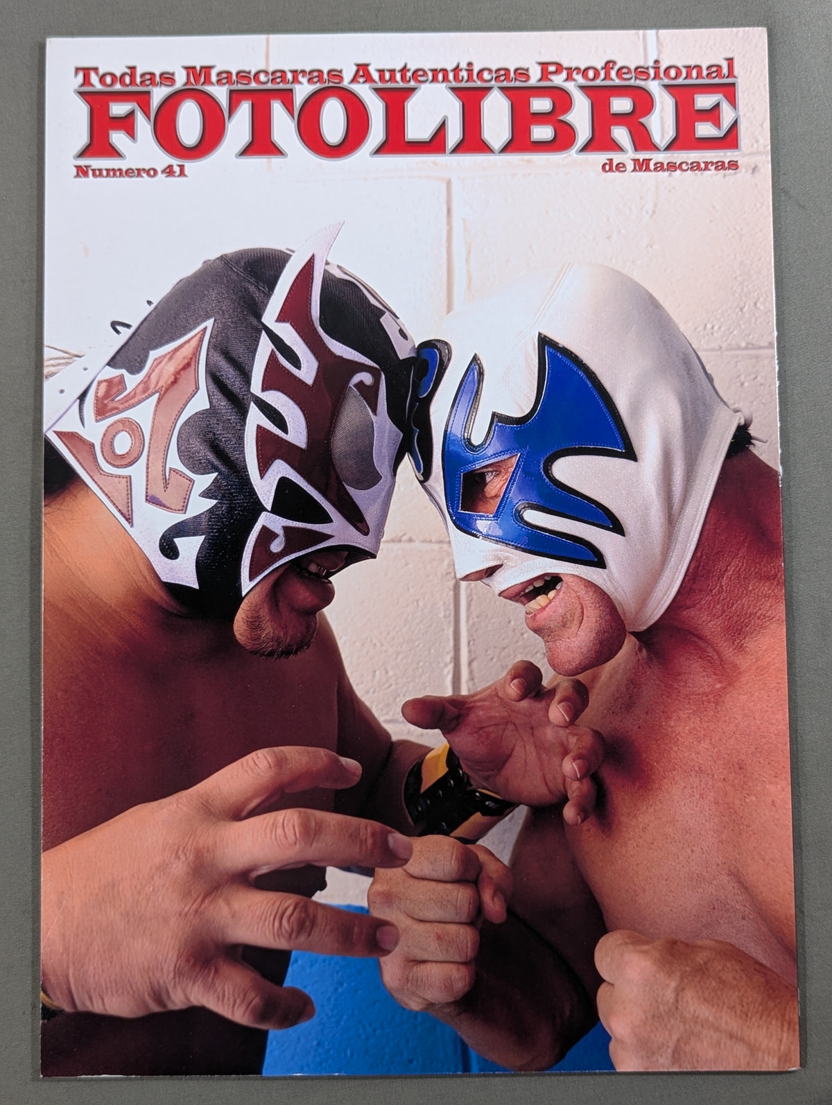 FOTOLIBRE de Mascara Numero.41
