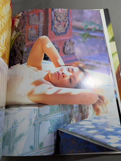 Mima Shimoda  photo  Collection "MIMA"
