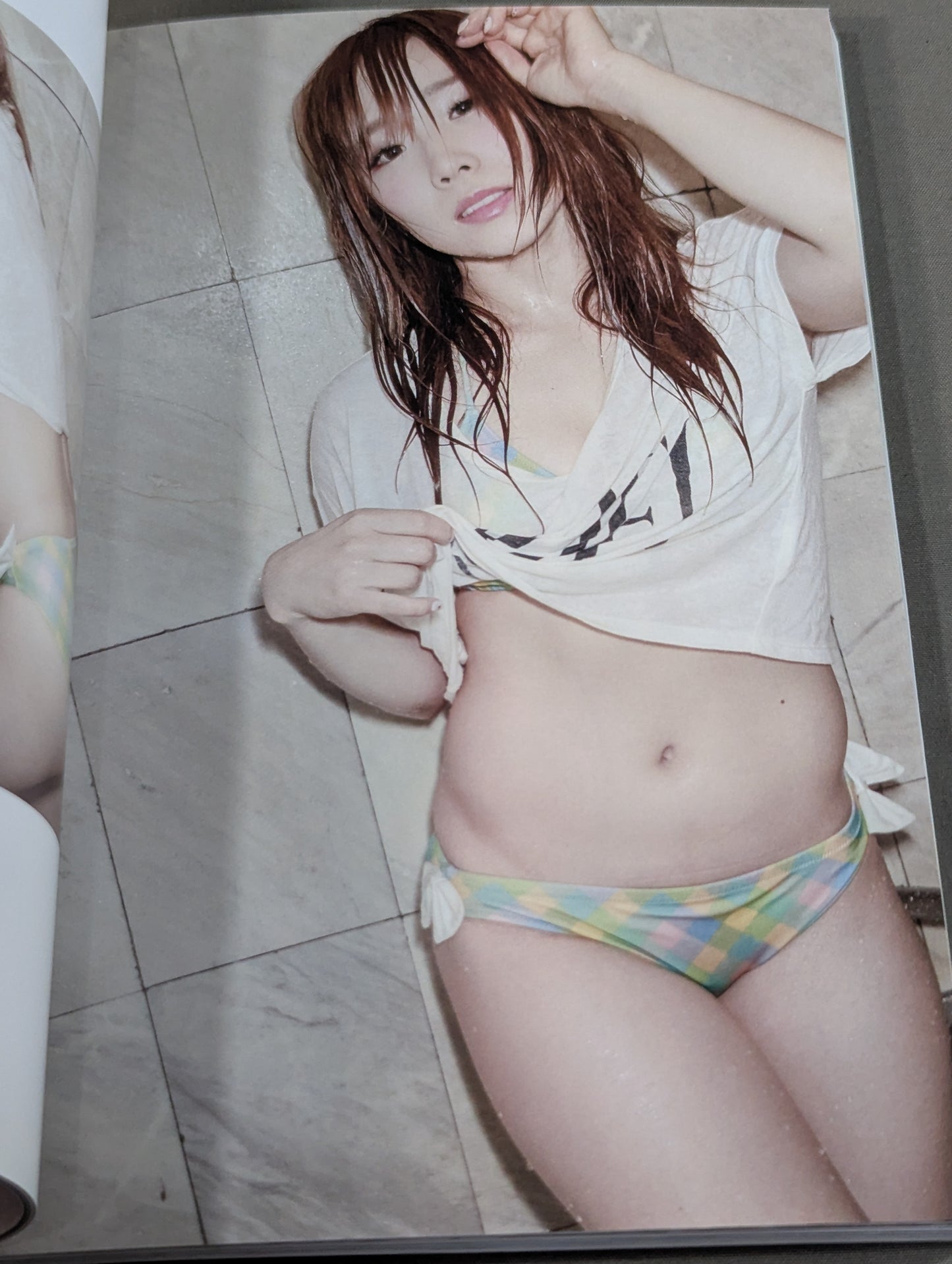 宝城カイリ PHOTO BOOK TREASURE LAND