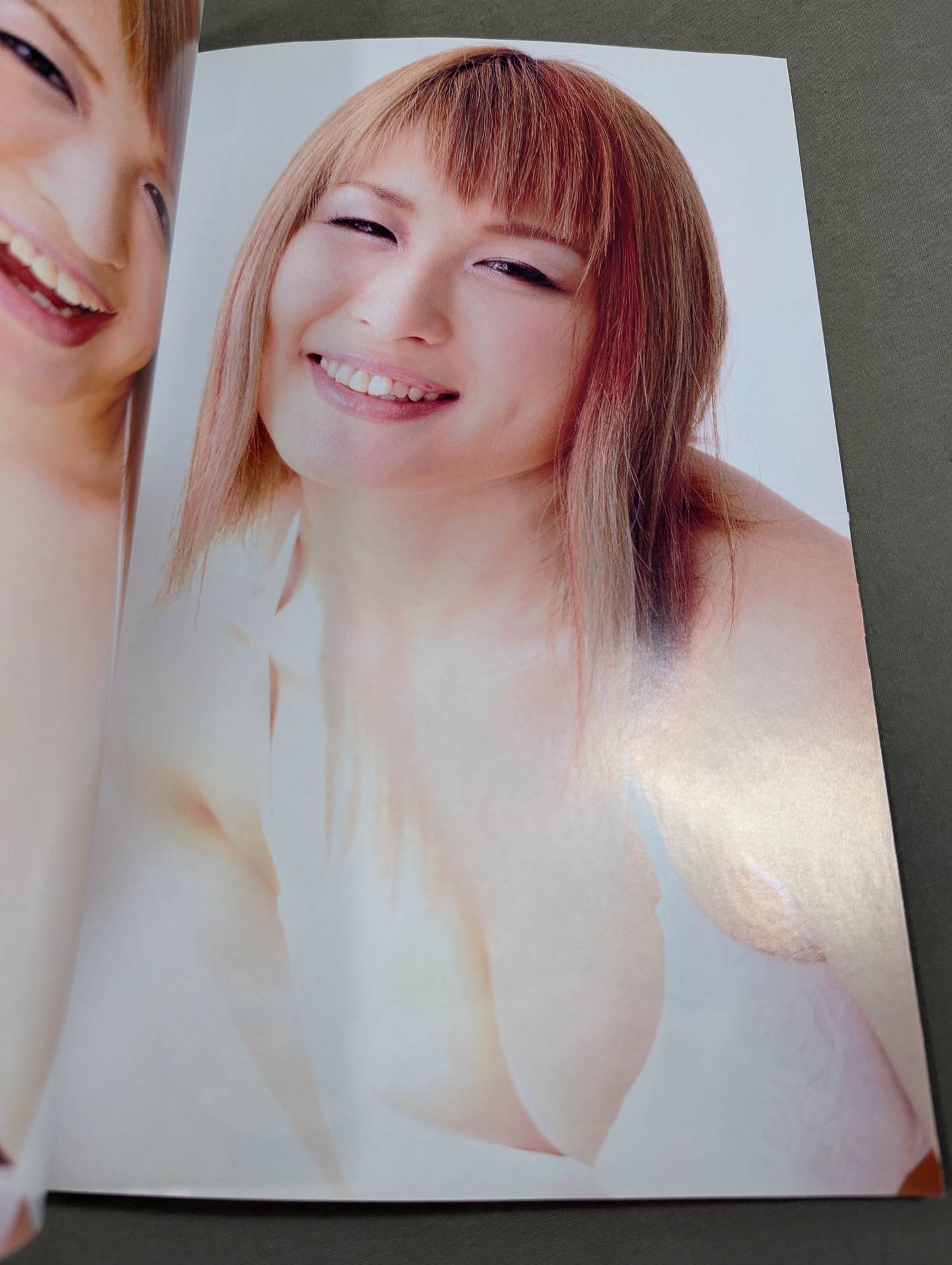 [Io Shirai (Iyo Sky)  hand signed autograph 】FOTOLIBRE de Mascara Numero.34