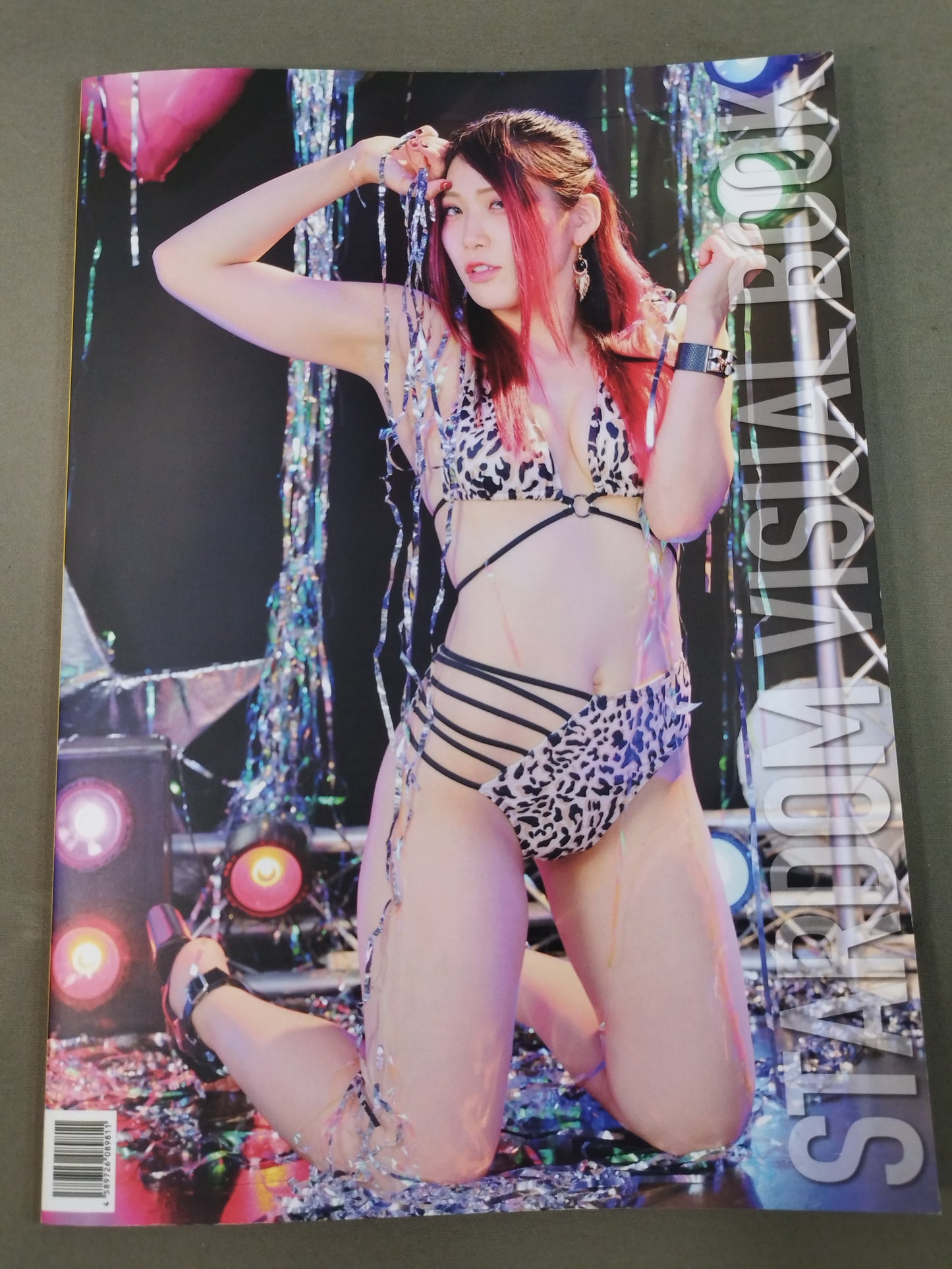 【なつぽい 直筆サイン入り】STARDOM VISUAL BOOK Bikiniing 10