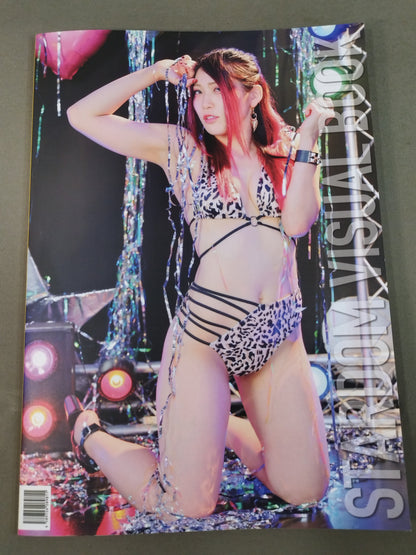 【なつぽい 直筆サイン入り】STARDOM VISUAL BOOK Bikiniing 10