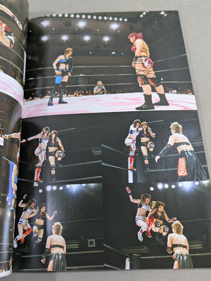 [Io Shirai (Iyo Sky)  hand signed autograph 】FOTOLIBRE de Mascara Numero.67