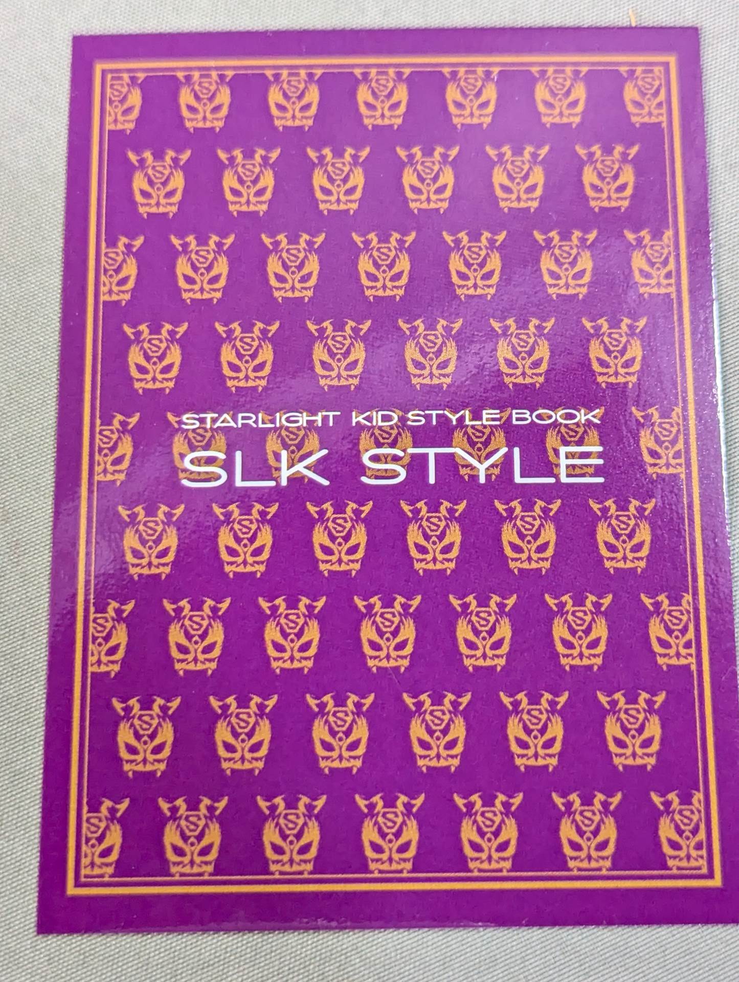 【Hand signed autograph & bonus trading card】 STARLIGHT KID STYLE BOOK / SLK STYLE