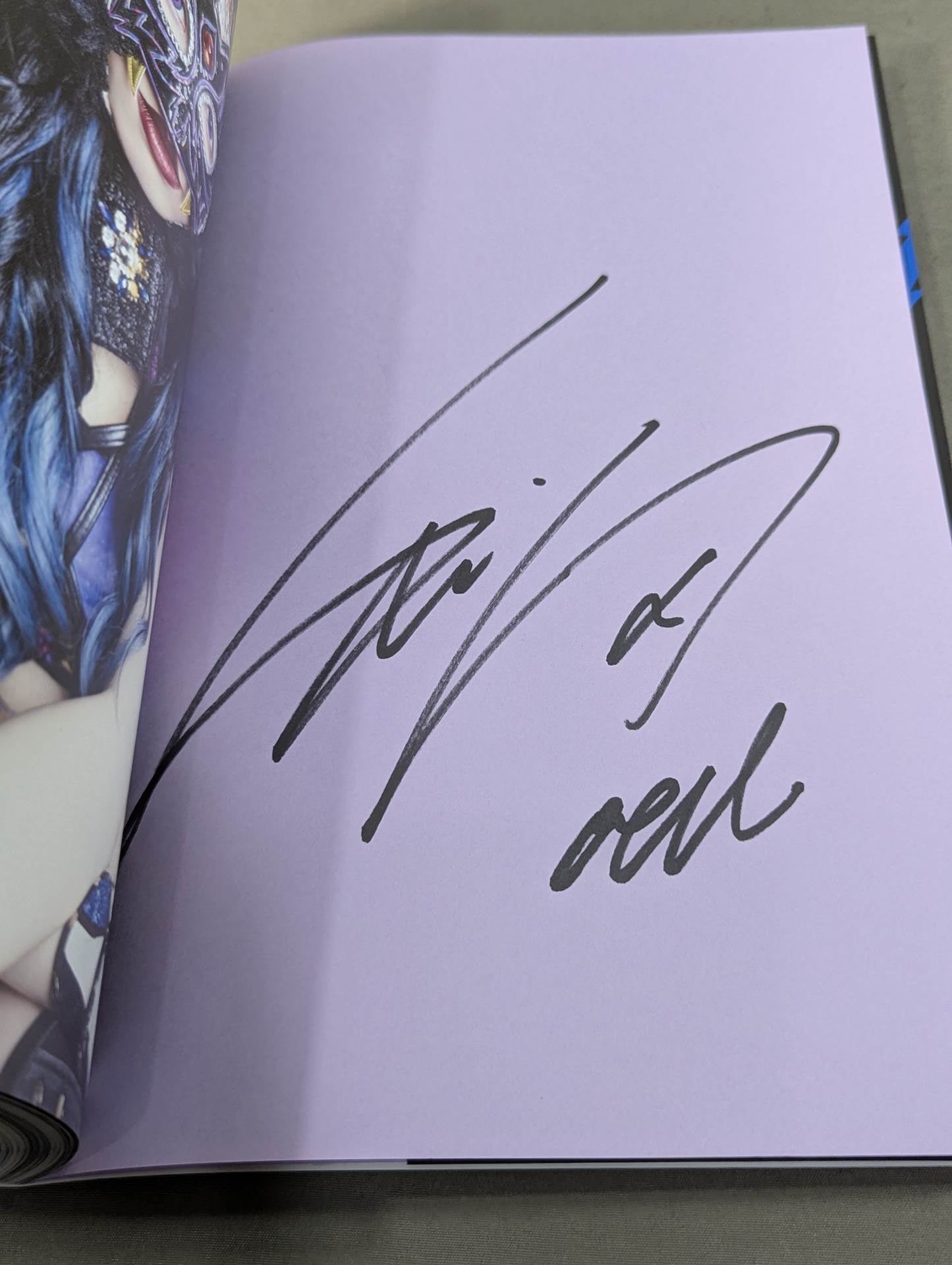 【Hand signed autograph & bonus trading card】 STARLIGHT KID STYLE BOOK / SLK STYLE