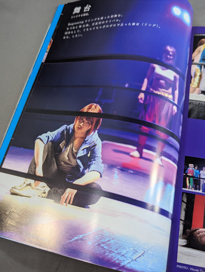 Saori Anou  1st Photobook Signpost