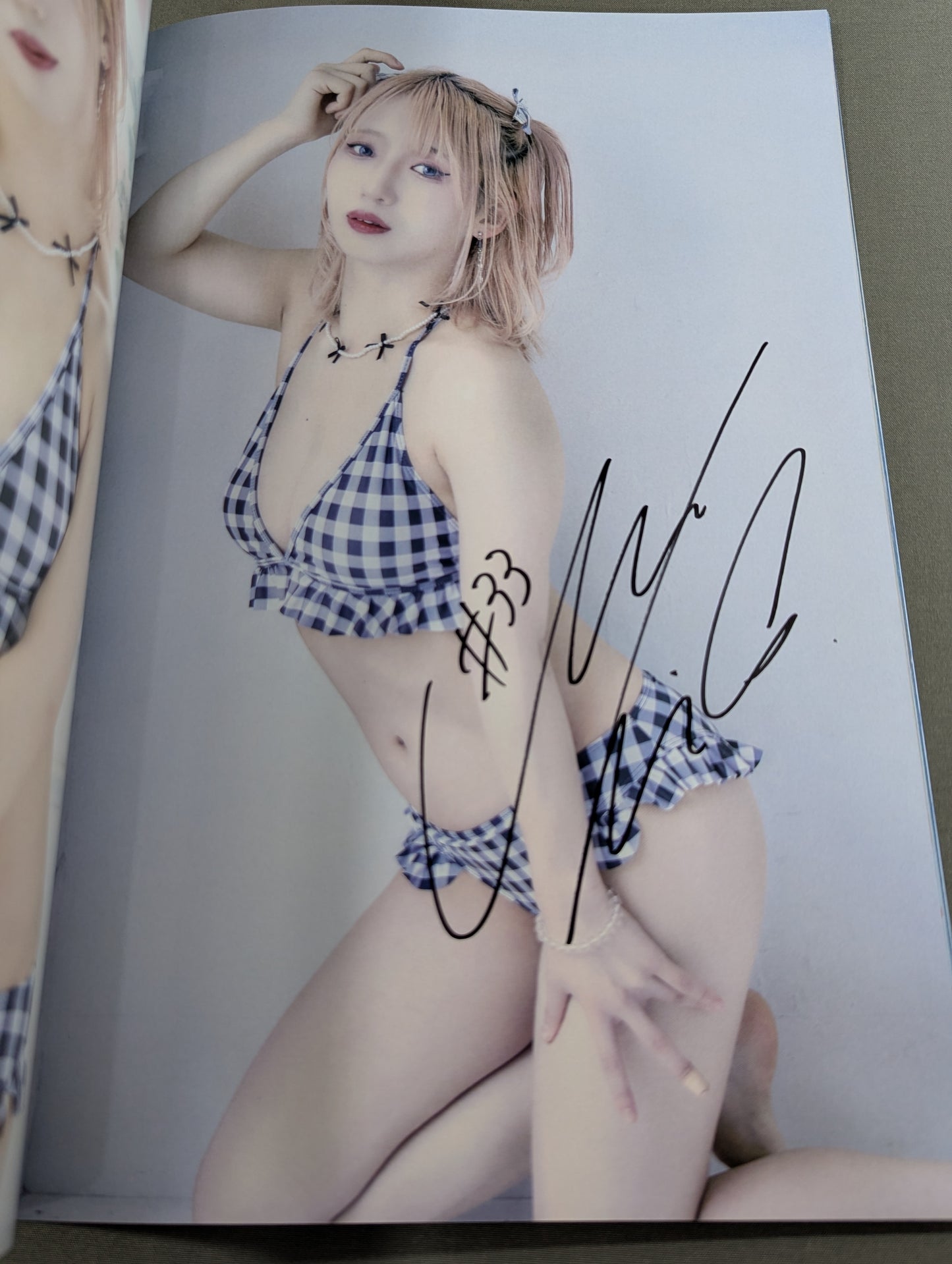 [Misa Matsui  hand signed autograph ] Marigold Photo Collection BIKINI STYLE 2025