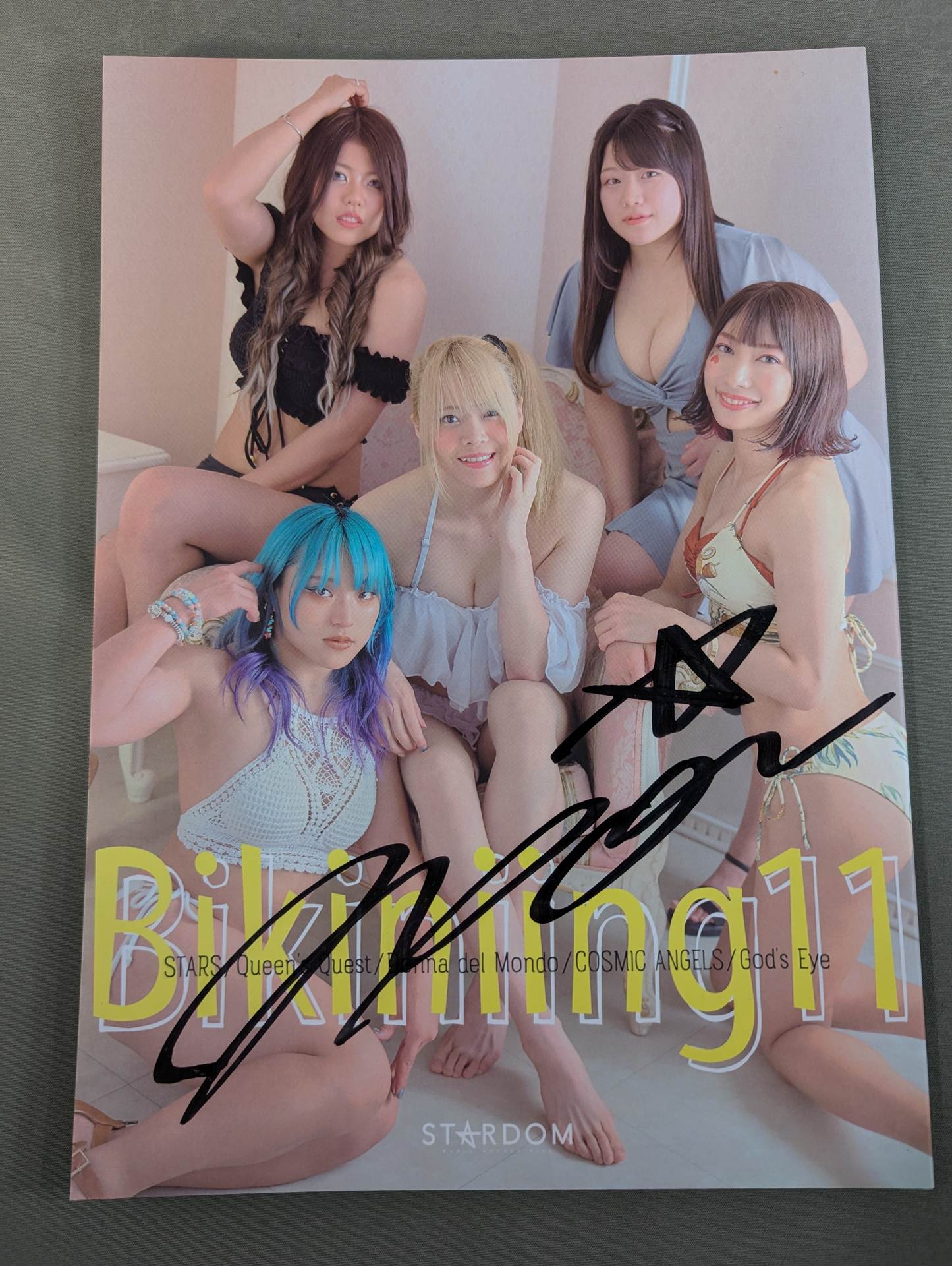 【なつぽい 直筆サイン入り】STARDOM VISUAL BOOK Bikiniing 11(Premium Ver.)