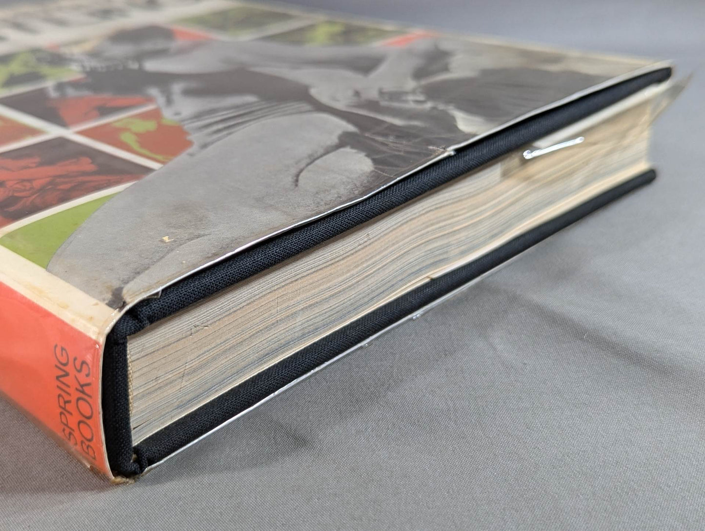 A PICTORIAL HISTORY OF WRESTLING