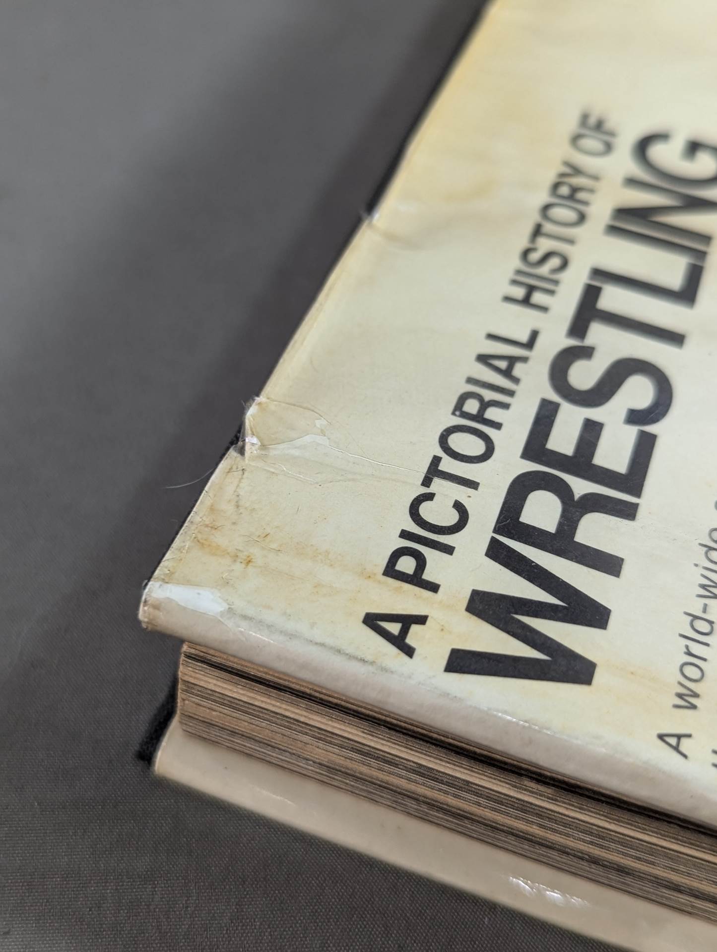 A PICTORIAL HISTORY OF WRESTLING