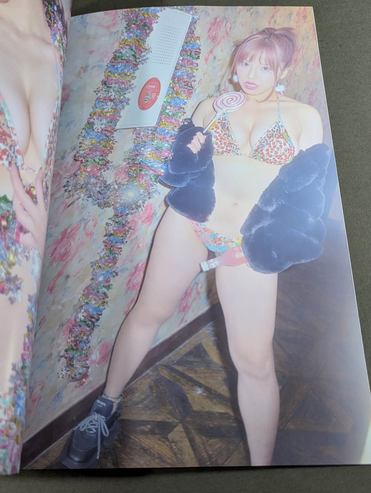 STARDOM Bikiniing Winter